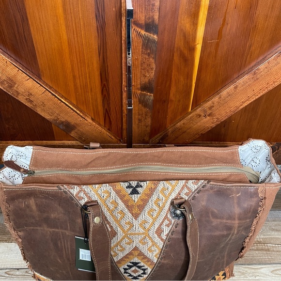 Myra Bag Weekender Aus Recycelter Baumwolle & Rindsleder – Praktisch Mit Flaschenhalter